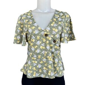 Full Circle Floral Green Top Size M